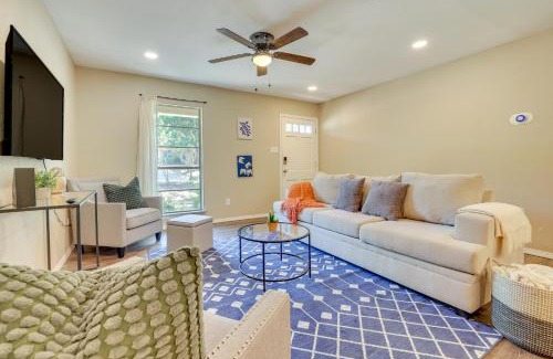 Vance Jackson House | 9 Mi to Downtown Home with Deck in San Antonio