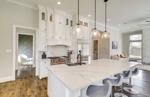 Northside House | 9 Mi to Downtown Houston: Spacious Group Getaway