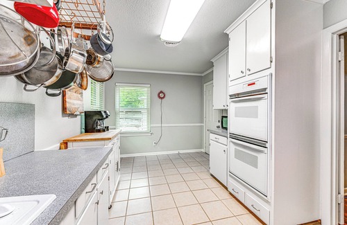 Richland Hills House | 9 Mi to Dtwn: Fort Worth Home w/Patio & Yard