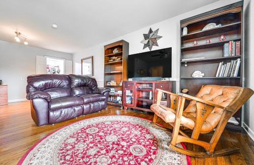 Richland Hills House | 9 Mi to Dtwn Fort Worth Home with Patio and Yard