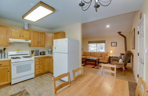 Tahoe Paradise House | 9 Mi to Heavenly Mountain: South Lake Tahoe Home