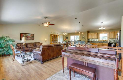 Montana City House | 9 Mi to Helena Mtn-View and Hot Tub at Huge Home
