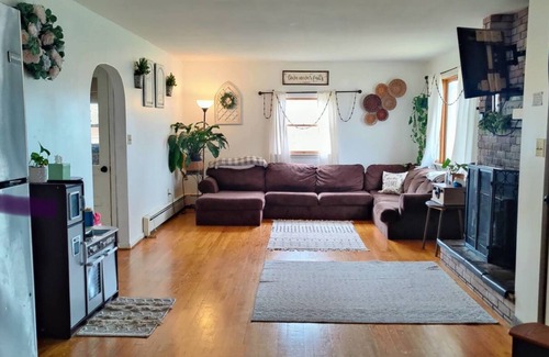 Ramblewood House | 9 MILES FROM BEAVER STADIUM: Family Friendly Home in State College