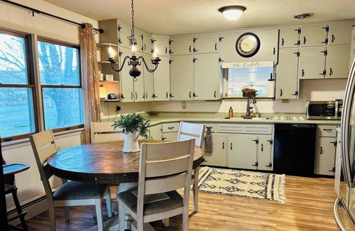 Ramblewood House | 9 MILES FROM BEAVER STADIUM: Family Friendly Home in State College