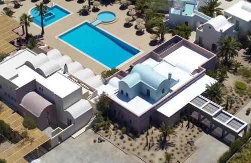 Perivolos Hotel | 9 Muses Santorini Resort