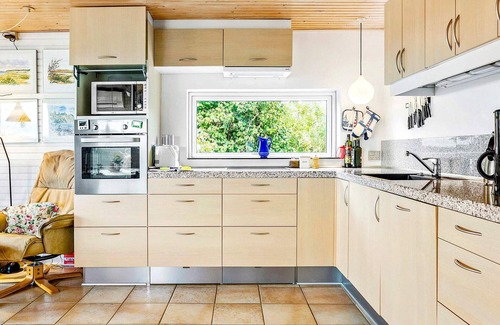 Floutrup House | 9 person holiday home in Roslev