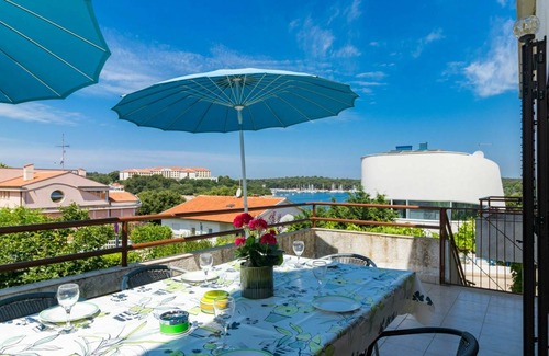Pjescana Uvala Apartment | 90 m² Apartment ∙ 3 bedrooms ∙ 5 guests