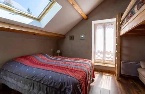 Embrun Apartment | 90 m² Apartment ∙ 2 bedrooms ∙ 6 guests