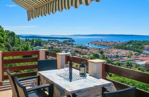 Rab Apartment | 90 m² Apartment ∙ 2 bedrooms ∙ 6 guests