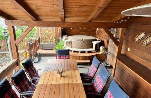 Jachymov Apartment | 90 m² Apartment ∙ 3 bedrooms ∙ 11 guests