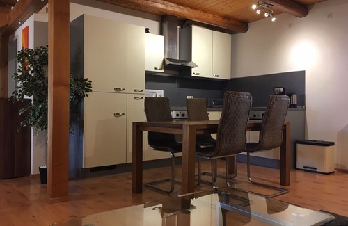 Grunlichtenberg mit Hockendorf Apartment | 90 sqm apartment on the Alpakahof Gaias garden