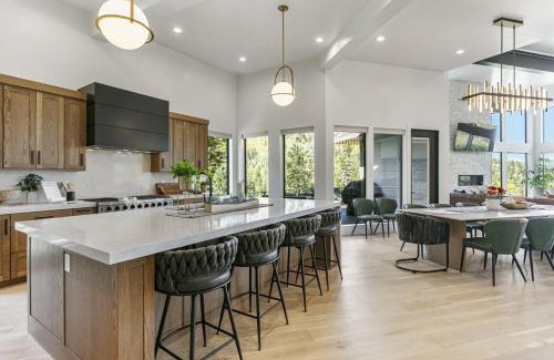Salt Lake Mountain Resorts House | 9005 - Mountain Estate #5 home