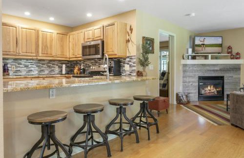 Edwards Apartment | 901 Crazy Horse Circle condo