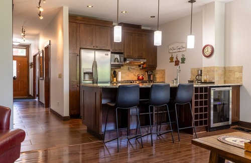 East Kootenay Condo | 901 Luxury Condos l Dog Friendly