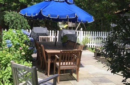 Cape May House | 903 Stockton Avenue- One Block to the Beach