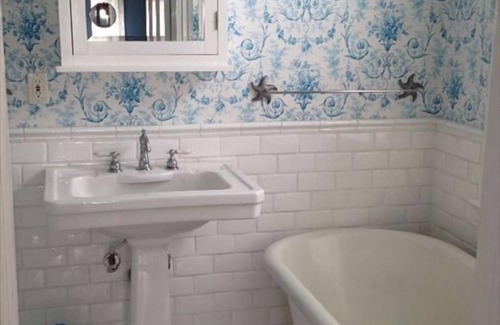 Cape May House | 903 Stockton Avenue- One Block to the Beach