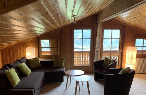Ormont-Dessus Apartment | 90m2 penthouse apartment with games room, gym and sauna