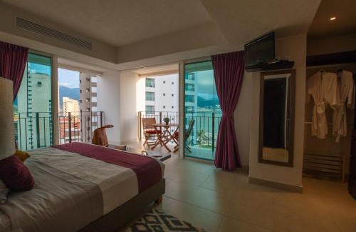 South Hotel Zone Apartment | 910-3000 Grand Venetian P.V.