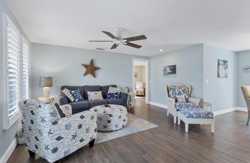 Grove City House | 9170 Pine Cove