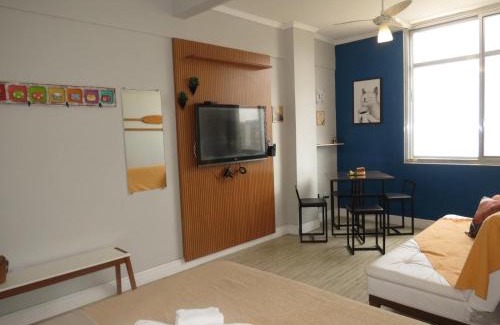 Guilhermina Apartment | 920 Vista Mar - Studio enfrente a Praia - WIFI - Restaurantes, Padaria e Mercadinho ao lado, Quiosques Bar com música ao vivo