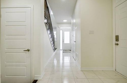 Halton Regional Municipality Villa | 922 Logan Drive