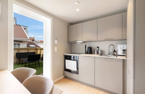 Kristiansand House | 92m to Kvadraturen I Renovated 2025 l Balcony