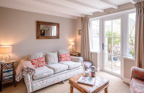 Framlingham House | 93 m² House ∙ 2 bedrooms ∙ 4 guests