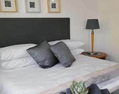 Garsfontein Apartment | @946