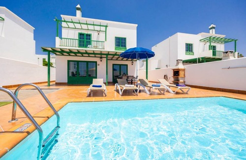 Playa Blanca Villa | 95 m² Villa ∙ 3 bedrooms ∙ 6 guests
