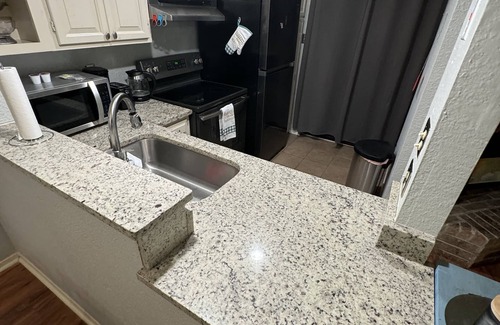 Lafayette Condo | 950sqft + Short Term Rental - Near River Ranch