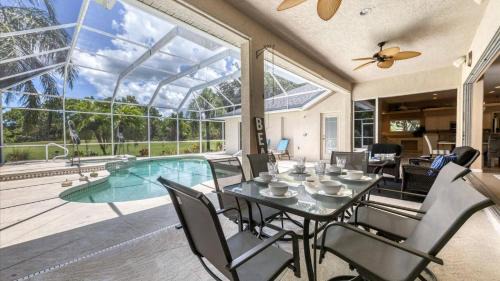 White Marsh House | 974 Rotunda