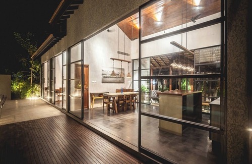 Kumbalam Villa | 976 Panangad