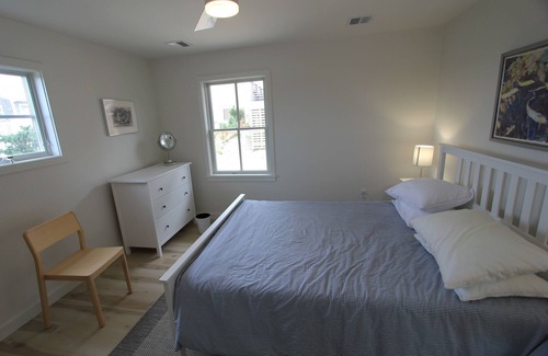 East Sandwich House | 97A North Shore Blvd