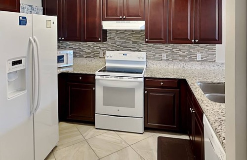 Butler Beach Condo | 98 m² Condo ∙ 2 bedrooms ∙ 4 guests