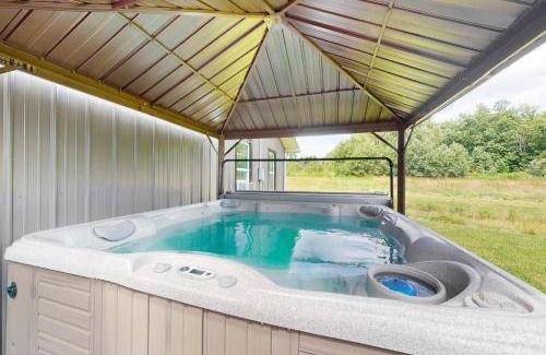 Branchport House | 98 m² House ∙ 2 bedrooms ∙ 4 guests