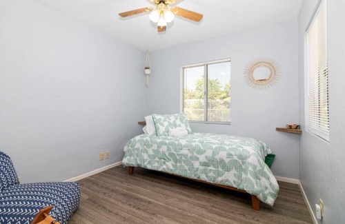 South Redlands House | 9min to Univ of Redlands Spacious Boho Home 5min to Downtown DISCOUNTS