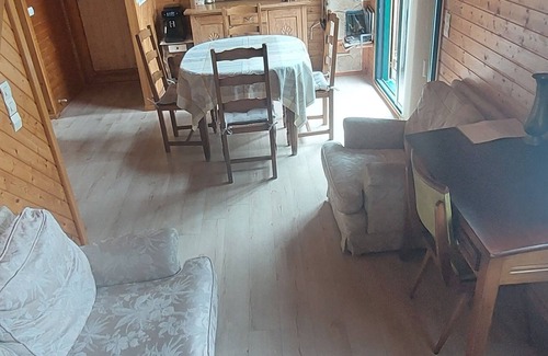 Anould Ski Chalet | A 15' de Gérardmer Chalet Tout Bois 13 Ares de Jardin Sans vis à vis Plein Sud