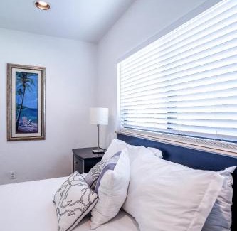 Hendricks and Venice Isles House | A 1bedroom Las Olas on the water