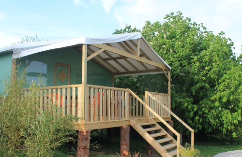 Henansal Cabin | A 2 bedroom luxury lodge with heated covered pool