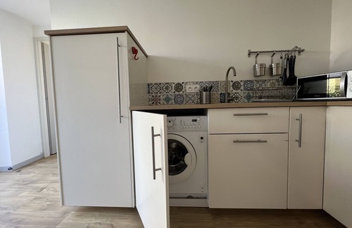 Lons-le-Saunier Apartment | A 2 mm à Pieds des Thermes Valvital Appartement Rénové de Plain-pied