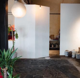 Higashikagawa House | A 270-year-old soy sauce maker and a 100-year-old house collaborate to create Kamebishi-tei