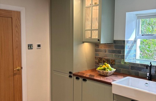 Limavady Cottage | A 2bed, 2bath cottage with loft suite located in the historic Walworth Demesne.