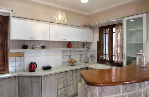 Kalligoni Villa | A 3-bedroom villa with WiFi and AC in welcoming Lefkada with beautiful gardens