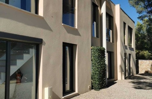 Guerrevieille Apartment | A 3 minute walk from the beach magnificent duplex t3 LE ST TROPEZ