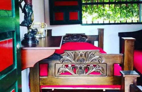Montenegro Cottage | A 5 Minutos del Parque del Café. Casa Tradicional con los mas Bellos Jardines