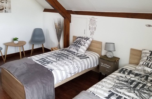 Luc-la-Primaube Apartment | A 8 mns de Rodez, Près des Lacs du Lévézou. le Jardin des Lumières, la Primaube