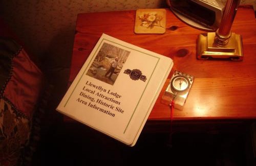 Lexington Bed & Breakfast | A B&B at Llewellyn Lodge