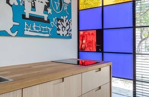 Neve Tzedek Apartment | A Bauhaus Gem - Prime Location
