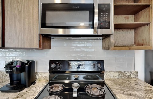Sailhouse Condo | A Bay From It All | Access to Pool + Lighted Pier & Racquet Courts