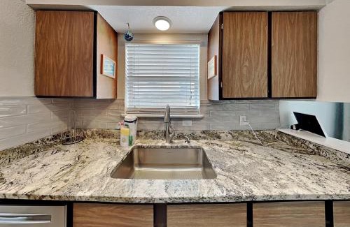 Sailhouse Apartment | A Bay From It All